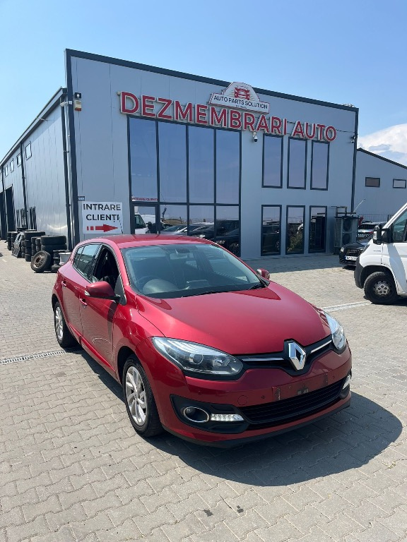 Dezmembram Renault Megane 3 1.6 diesel din 2015