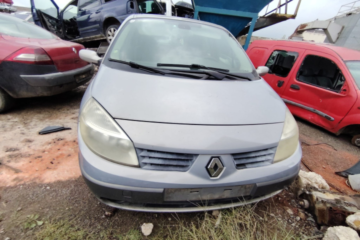 Dezmembram Renault Scenic 2 [2003 - 2006] Minivan 5-usi 1.4 MT (98 hp)