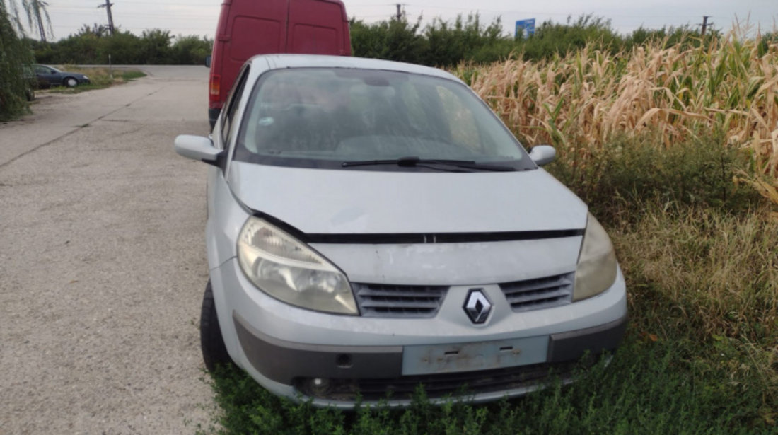 Dezmembram Renault Scenic 2 [facelift] [2006 - 2010] Minivan 5-usi 1.5 dCi MT (105 hp)