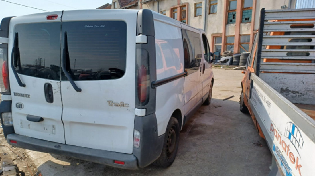 Dezmembram Renault Trafic 2 [2001 - 2006] Minivan 1.9 dCi MT (82 hp)