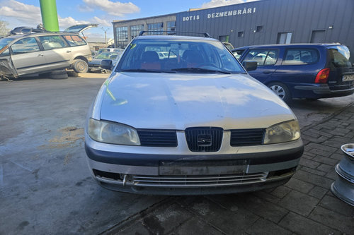 Dezmembram Seat Cordoba 2 [1999 - 2003] wagon 1.4 MT (75 hp)