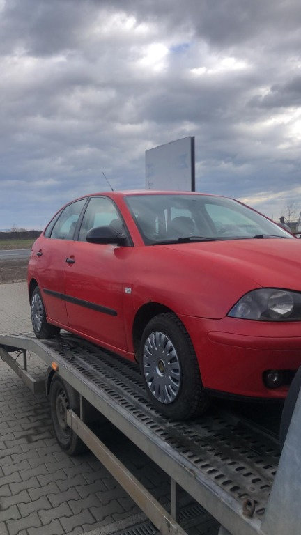 Dezmembram Seat Ibiza 1.2 B 12 V an fabr.2005