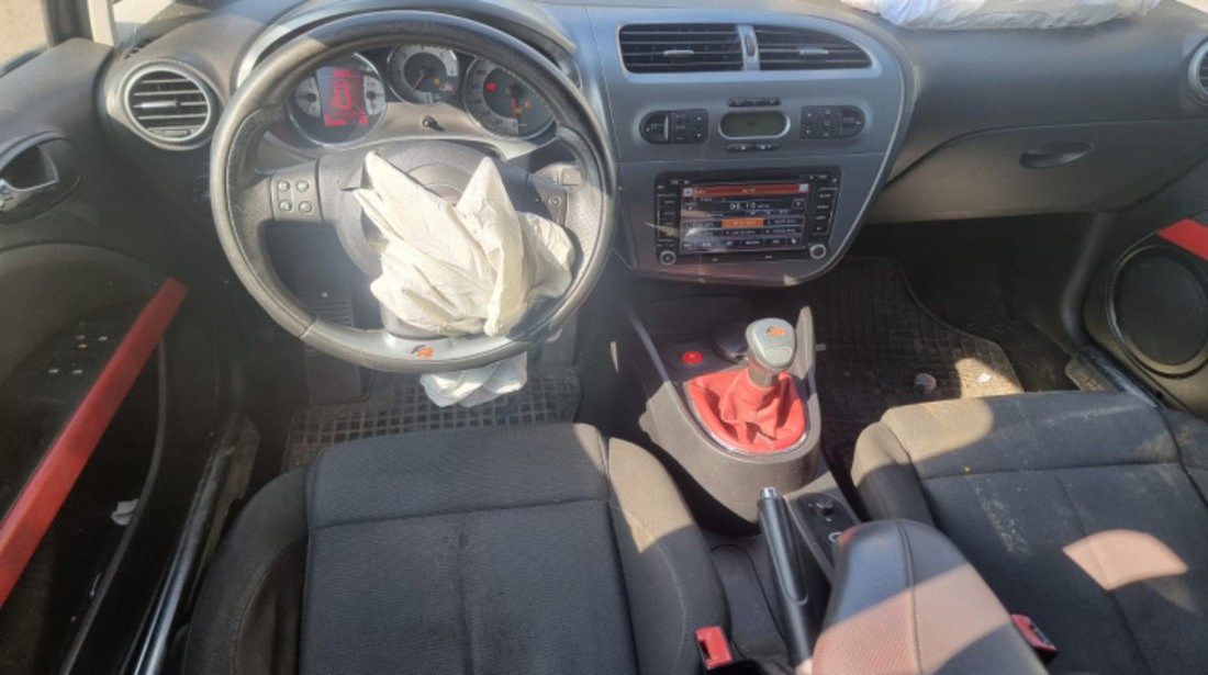 Dezmembram Seat Leon 2 [2005 - 2009] Hatchback 2.0 TDI 170cp