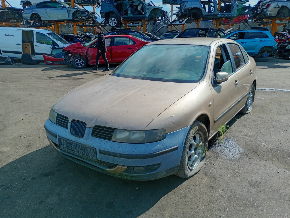 Dezmembram Seat Toledo 2 [1999 - 2006] 1.6 16v AUS