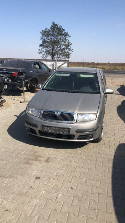 Dezmembram Skoda Fabia 1.2 B 12V an fabr. 2005