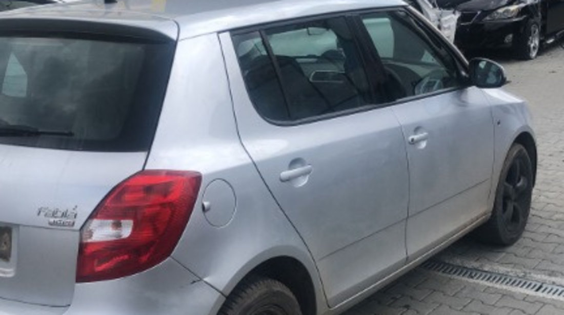 Dezmembram Skoda Fabia 2 1.2 B an fabr. 2008