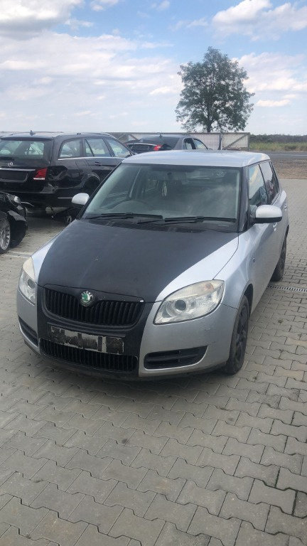 Dezmembram Skoda Fabia 2 1.2 B an fabr. 2008