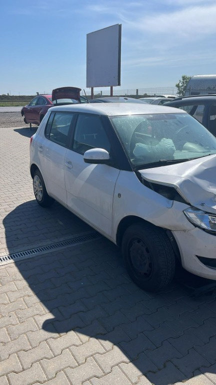Dezmembram Skoda Fabia 2 1.2 B an fabr. 2010