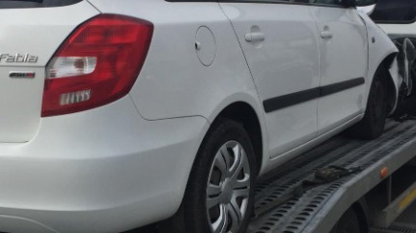 Dezmembram Skoda Fabia 2, 1.2 benzina break an fabr 2013