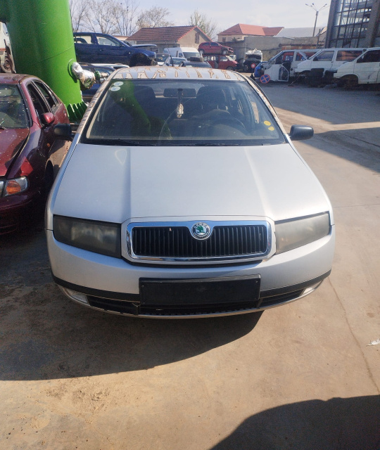 Dezmembram Skoda Fabia 6Y [1999 - 2004] Hatchback 5-usi 1.9 SDI MT (64 hp)