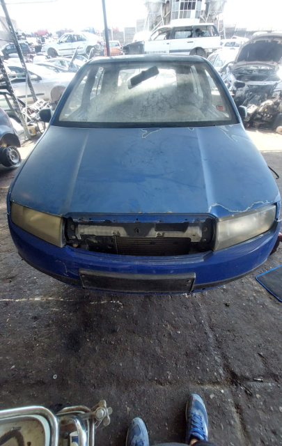 Dezmembram Skoda Fabia 6Y [1999 - 2004] Hatchback 5-usi 1.2 MT (54 hp)