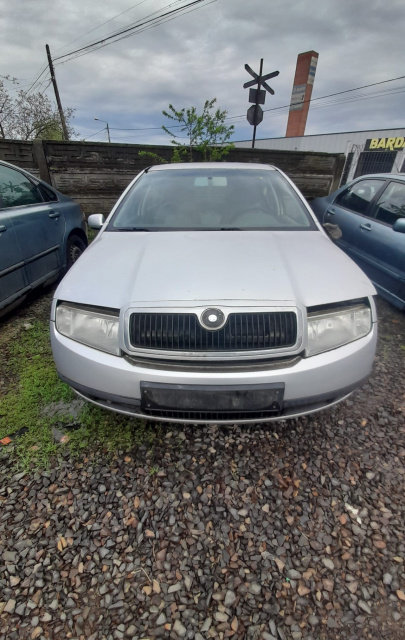 Dezmembram Skoda Fabia 6Y [1999 - 2004] Sedan 1.4 MT (68 hp)