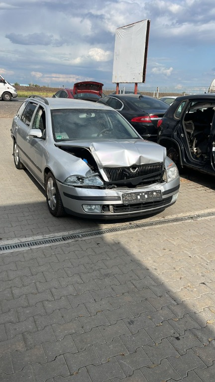 Dezmembram Skoda Octavia 2 break 1.9 tdi BLS an fabricatie 2007