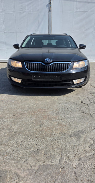Dezmembram Skoda Octavia 3 [2013 - 2017] Combi wagon 5-usi 1.6 TDI (110 hp) transmisie manuala 5+1 cod cutie QYB cod culoare LF9R
