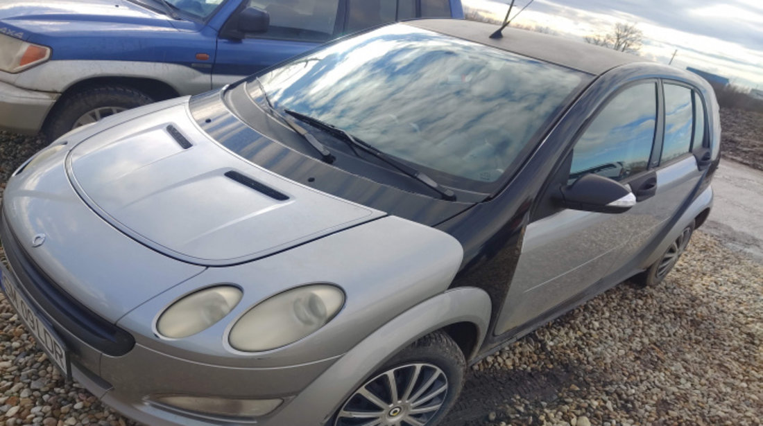 Dezmembram Smart Forfour [2004 - 2006] Hatchback 5-usi 1.1 MT (75 hp)