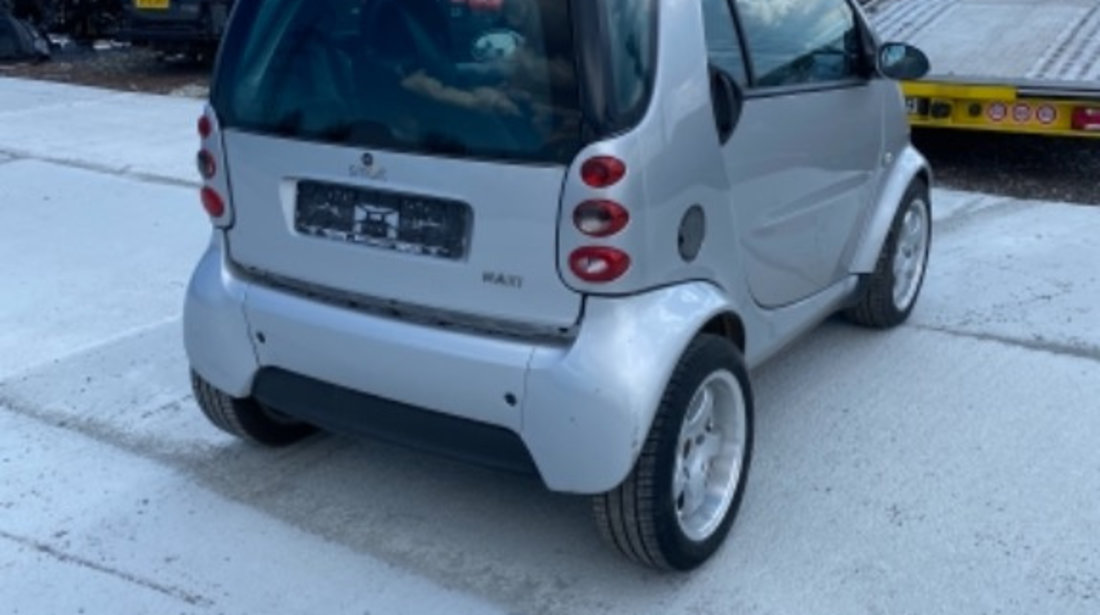 Dezmembram smart fortwo 2003 600 cm