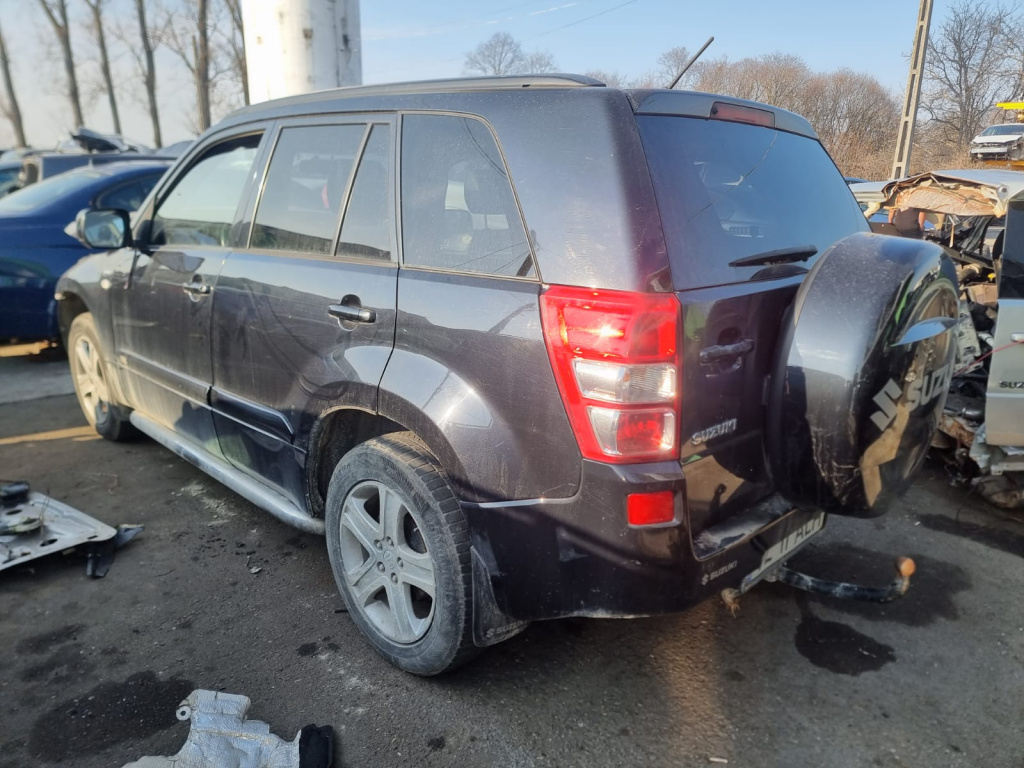 Dezmembram Suzuki Grand Vitara 2 [2005 - 2008] 1.9 ddis F9Q