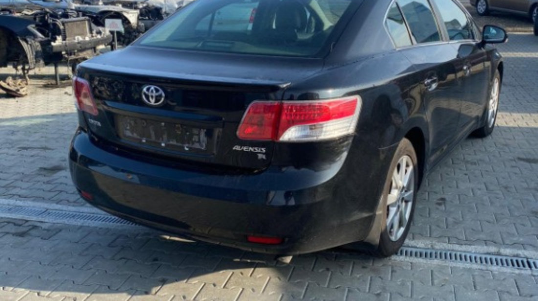 Dezmembram Toyota Avensis 2.0 D an fabr 2010