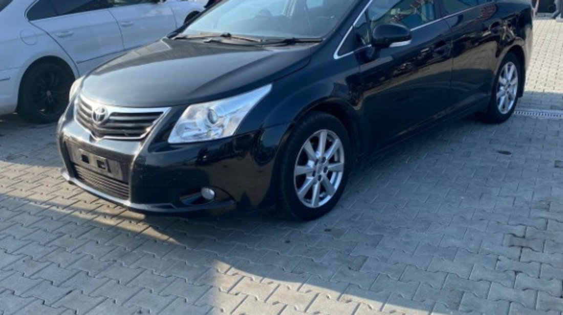 Dezmembram Toyota Avensis 2.0 D an fabr 2010