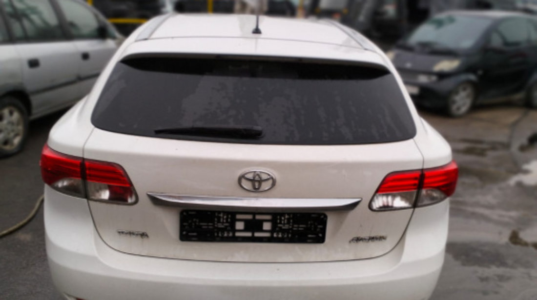 Dezmembram Toyota Avensis 3 T27 [facelift] [2011 - 2015] wagon 2.0 MT (152 hp)
