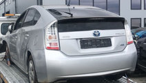 Dezmembram Toyota Prius 1.8 benzina+electric an fa...