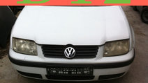 Dezmembram Volkswagen Bora [1998 - 2005] Sedan 1.9...