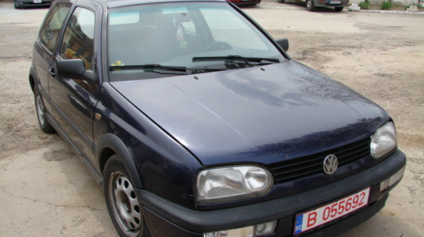 Dezmembram Volkswagen Golf 3 [1991 - 1998] Hatchback 3-usi 1.9 TDI MT (110 hp) (1H1)