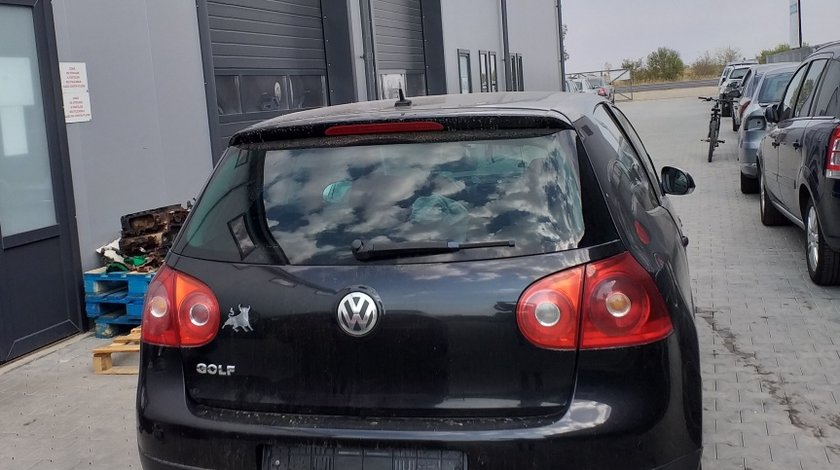 Dezmembram Volkswagen Golf 5,1.9 tdi,an fabr 2007,cutie automata DSG