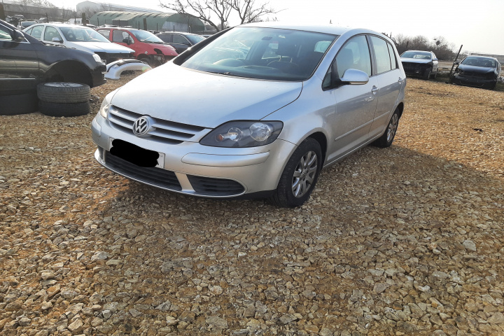 Dezmembram Volkswagen Golf Plus [2004 - 2009] Minivan 5-usi 1.9 TDI MT (105 hp)