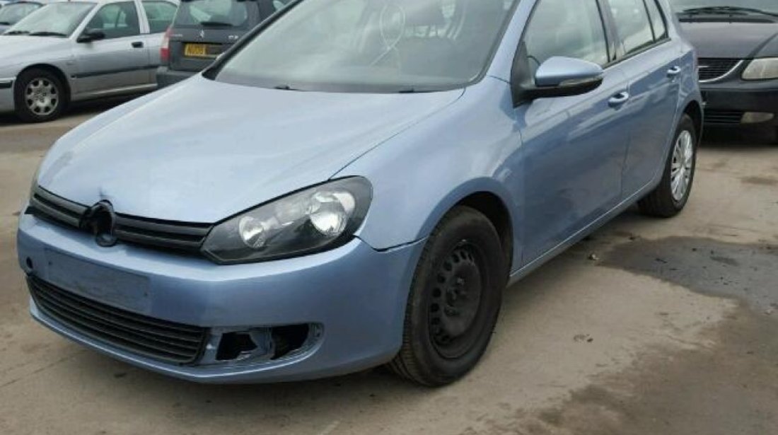 Dezmembram Volkswagen Golf VI 2010 1.6 Diesel.