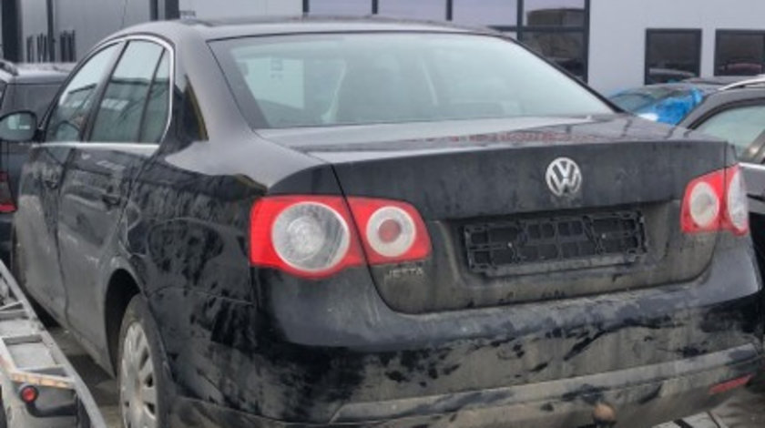 Dezmembram Volkswagen Jetta 1.4 TSI DSG 7 an fabr. 2009