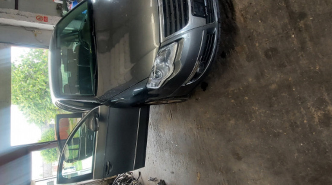 Dezmembram Volkswagen Passat B6 [2005 - 2010] Sedan 4-usi 1.9 TDI MT (105 hp)