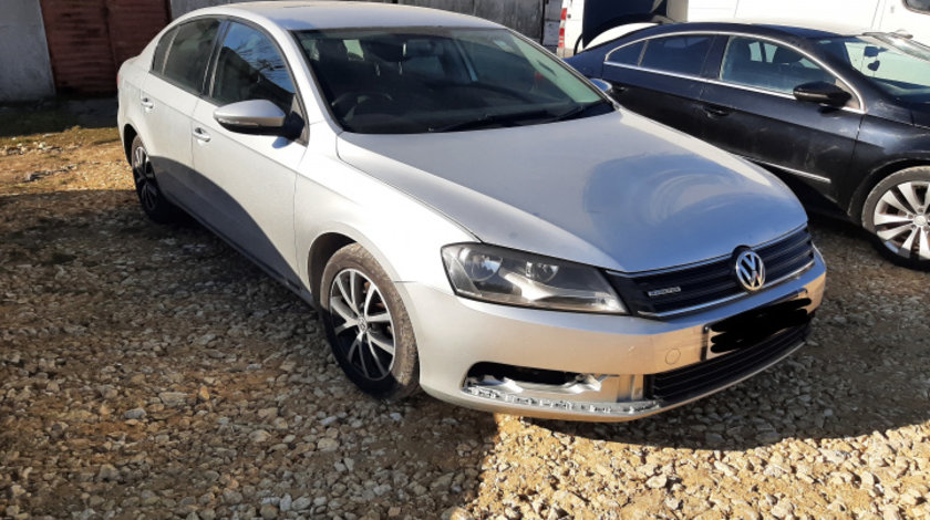 Dezmembram Volkswagen Passat B7 [2010 - 2015] Sedan