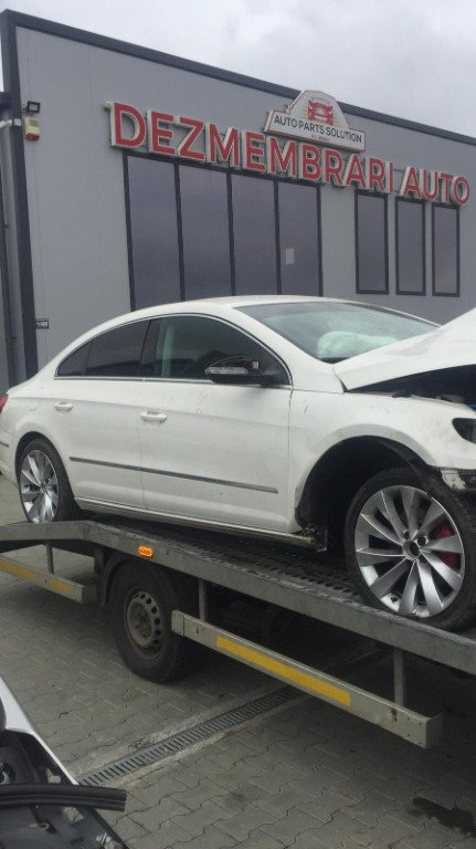 Dezmembram Volkswagen Passat CC 2.0 D,an fabr 2011