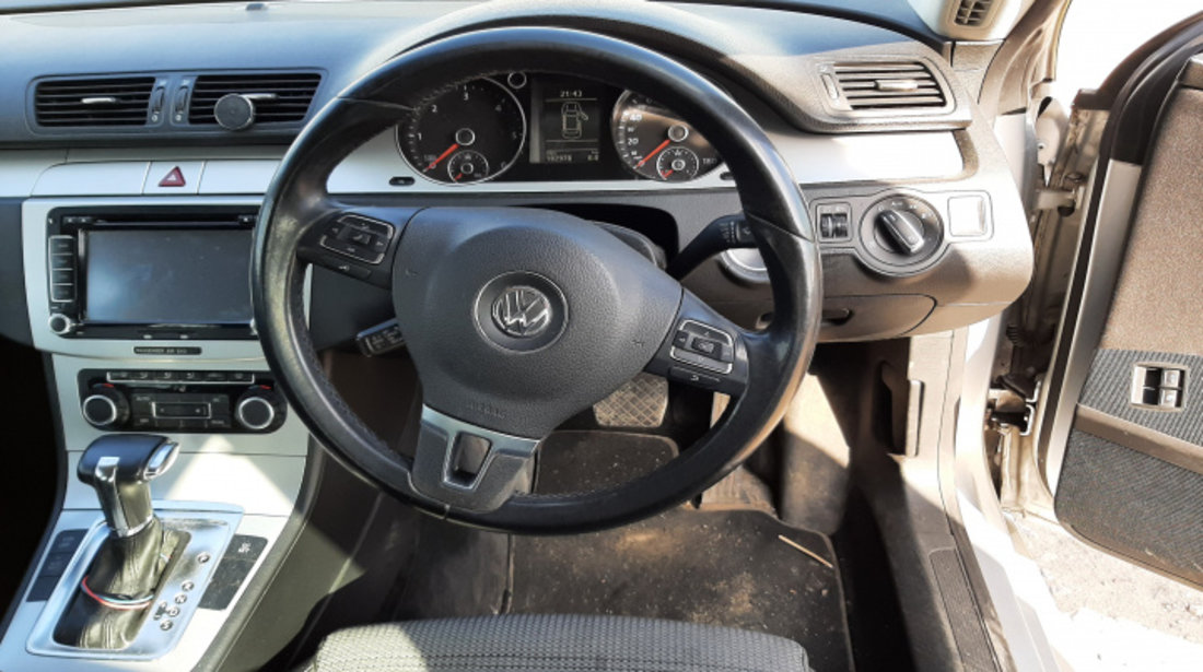 Dezmembram Volkswagen Passat CC [2008 - 2012] Sedan 2.0 TDI DSG (140 CP)