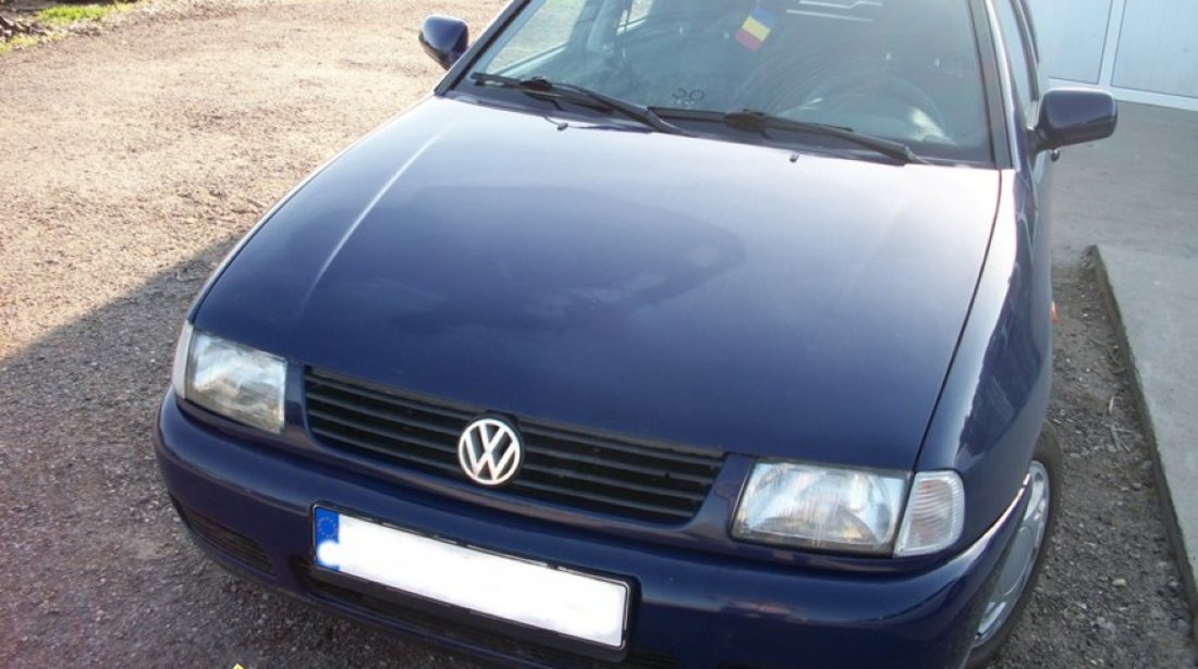 Dezmembram Volkswagen Polo Break 1 9SDI din anul 1999 orice piesa accesorii