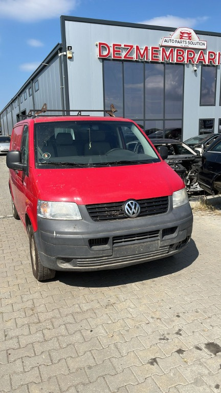 Dezmembram Volkswagen T5 2.5 TDI BNZ an fabricatie 2009