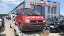 Dezmembram Volkswagen Transporter T4 2.4 D an fabr...