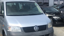 Dezmembram Volkswagen Transporter T5 1.9 tdi an fa...