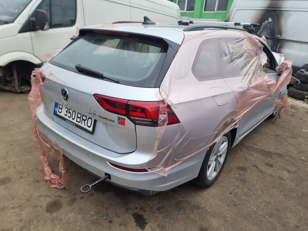 Dezmembram Volkswagen VW Golf 8 [2020 - 2024] 2.0 tdi DTRD