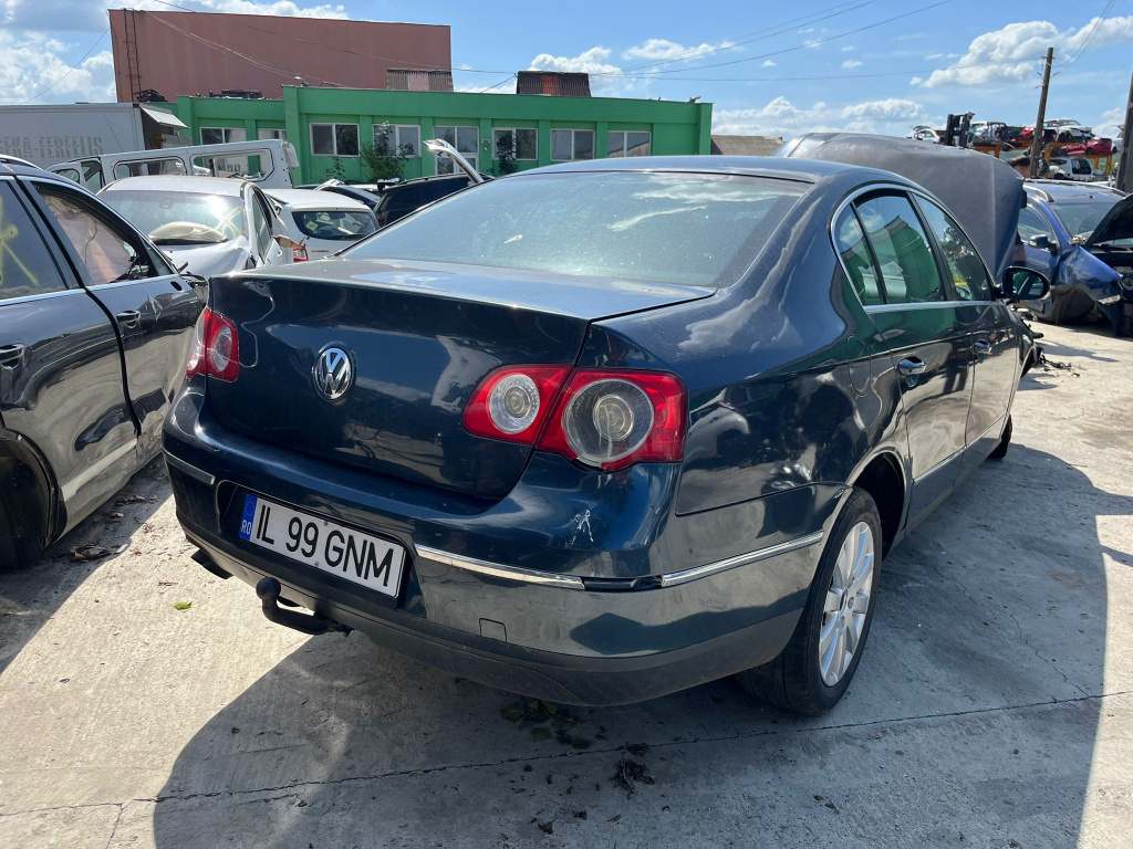Dezmembram Volkswagen VW Passat B6 [2005 - 2010] 2.0 tdi BKP