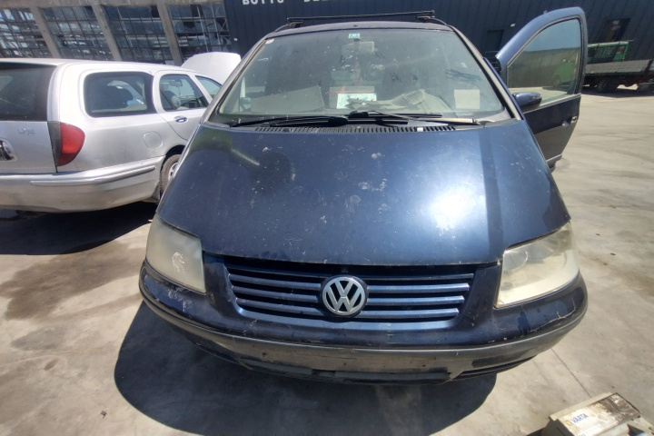 Dezmembram Volkswagen VW Sharan [facelift] [2000 - 2003] Minivan 1.9 TDI 4Motion MT (115 hp)