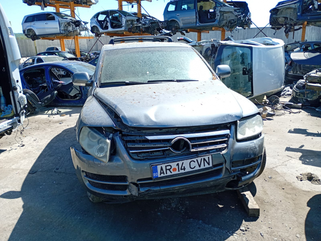 Dezmembram Volkswagen VW Touareg generatia 1 7L [2002 - 2007] 2.5 tdi BAC