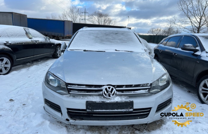 Dezmembram Volkswagen VW Touareg generatia 2 7P [2010 - 2014]