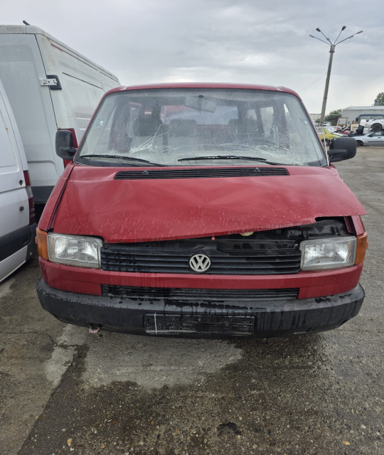 Dezmembram Volkswagen VW Transporter T4 [1990 - 2003] Minivan 4-usi 1.9 D MT (60 hp)