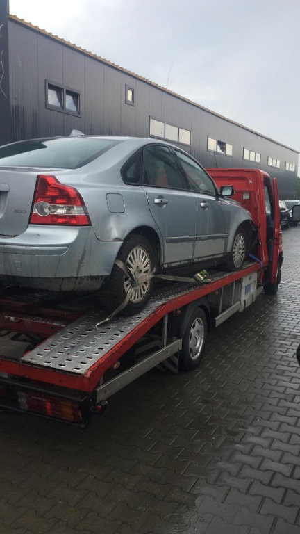 Dezmembram Volvo S 40, 2.0 D an fabr 2006