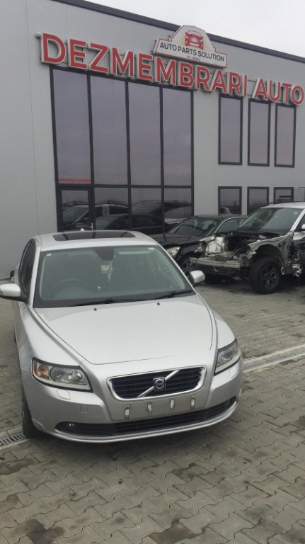 Dezmembram Volvo S40, 1.8 benzina an fabr 2008