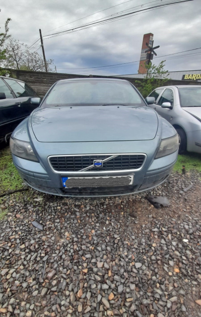 Dezmembram Volvo S40 2 [2004 - 2007] Sedan 2.4 MT (140 hp)