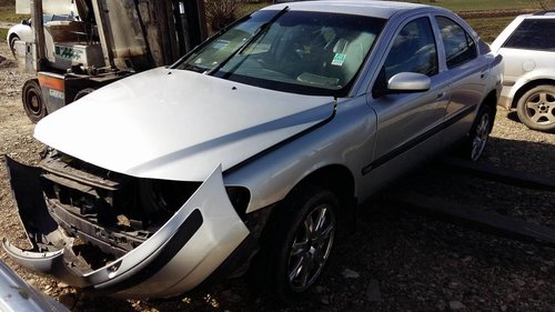 Dezmembram volvo s60 2.4d common rail