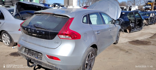 Dezmembram Volvo V40 2 [2012 - 2016] 1.6 d D4162T